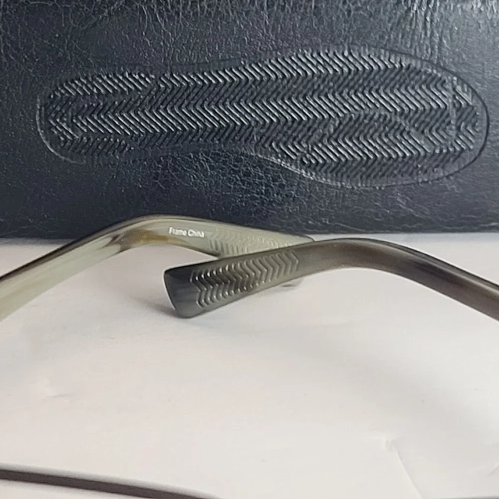 Nike Glassea Frame New 8011 241.‎ Factory Blank Lens. Nire Air. W/Case. Tortoise